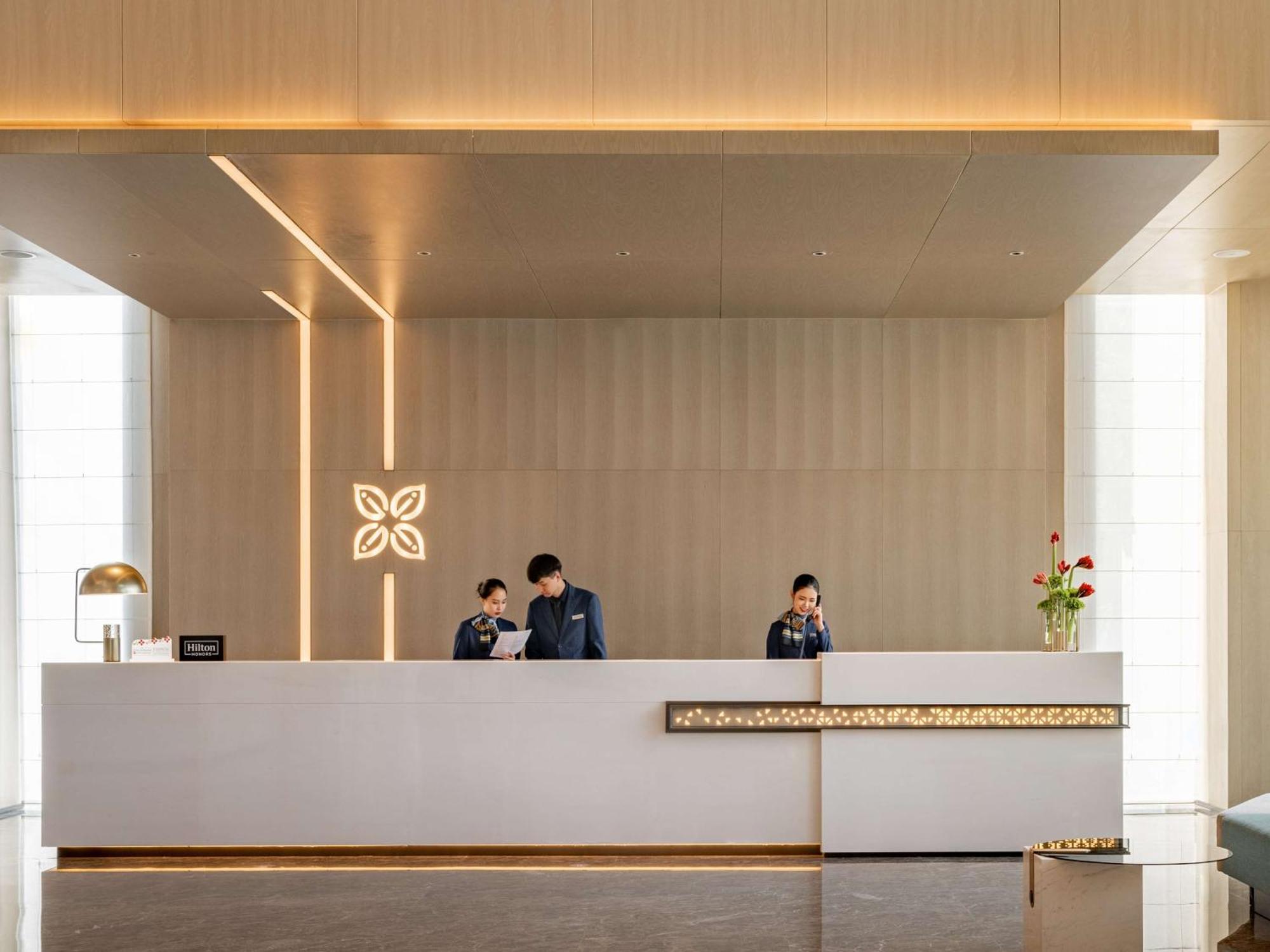 Hilton Garden Inn Shenzhen World Exhibition & Convention Center Luaran gambar